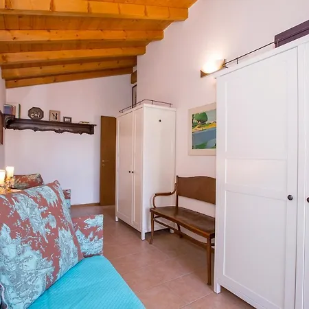 Sleeps 6 Semesterbostad